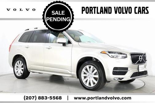 2018 Volvo XC90 T6 Momentum