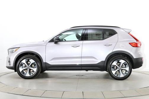 Aurora Silver 2026 Volvo XC40 Plus, B5 AWD Gas (mild hybrid), Dark