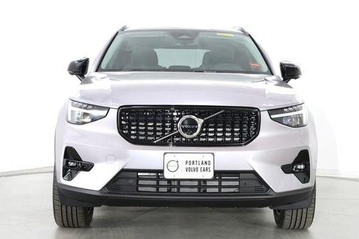 Aurora Silver 2026 Volvo XC40 Plus, B5 AWD Gas (mild hybrid), Dark