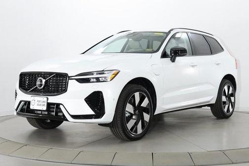 2025 Volvo XC60 Plug-In Hybrid T8 Plus