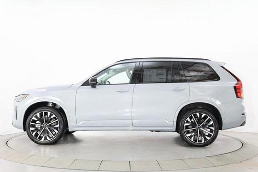 2026 Volvo XC90 B6 Ultra Dark Theme 7-Seater