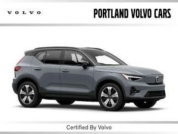 Silver Dawn Metallic 2023 Volvo XC40 Recharge Pure Electric Twin Plus