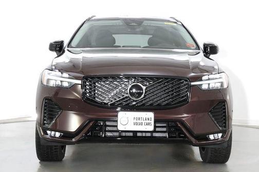 Mulberry Metallic 2026 Volvo XC60 B5 Plus