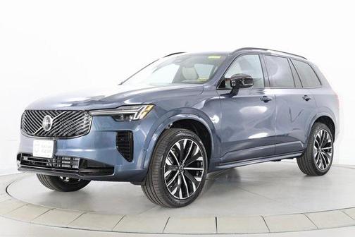 2026 Volvo XC90 B6 Ultra Dark Theme 6-Seater