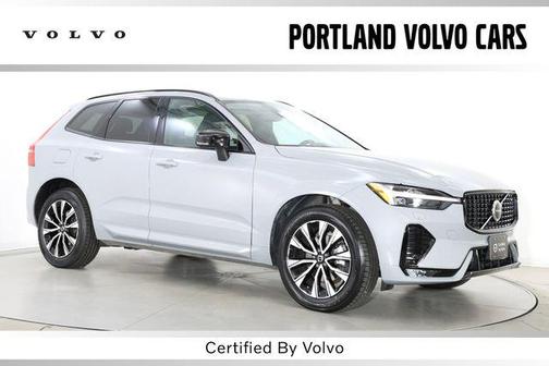 Vapour Grey Metallic 2025 Volvo XC60 B5 Core