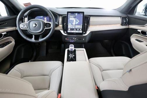 2026 Volvo XC90 Core, B6 AWD Gas (mild hybrid), Gasoline, Bright, 7 Seats