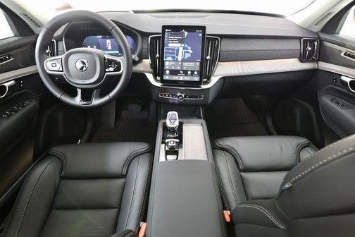 Vapour Grey Metallic 2026 Volvo XC90 Ultra, B6 AWD Gas (mild hybrid), Gasoline, Bright, 7 Seats