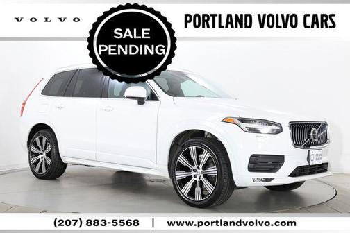 Ice White 2021 Volvo XC90 T5 Momentum