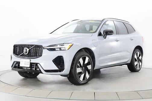 2025 Volvo XC60 Plug-In Hybrid T8 Plus