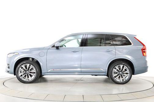 Thunder Grey Metallic 2023 Volvo XC90 Recharge Plug-In Hybrid T8 Core Bright Theme