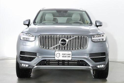 2019 Volvo XC90 T6 Inscription
