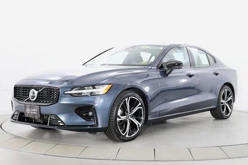 2025 Volvo S60 B5 Core