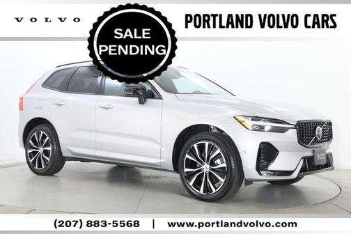 Silver Dawn Metallic 2025 Volvo XC60 B5 Plus