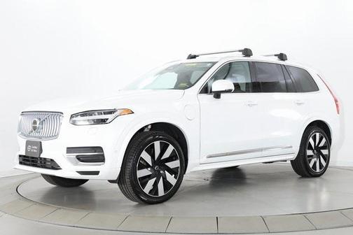 2024 Volvo XC90 Recharge Plug-In Hybrid T8 Plus Bright Theme 7-Seater