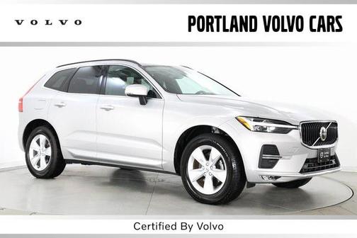 2022 Volvo XC60 B5 Momentum
