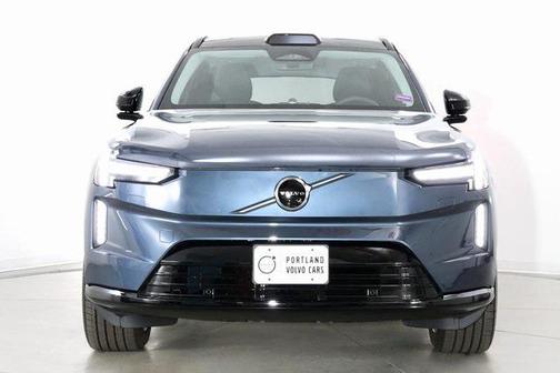 2025 Volvo EX90 Twin Motor Performance Ultra