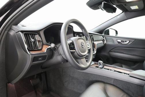 2023 Volvo S60 B5 Plus Black Edition