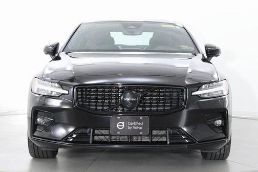 2023 Volvo S60 B5 Plus Black Edition