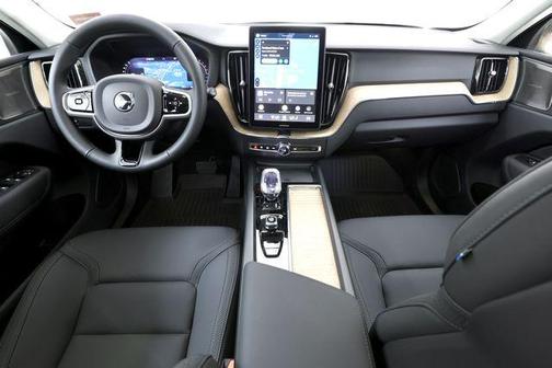 Forest Lake 2026 Volvo XC60 B5 Plus