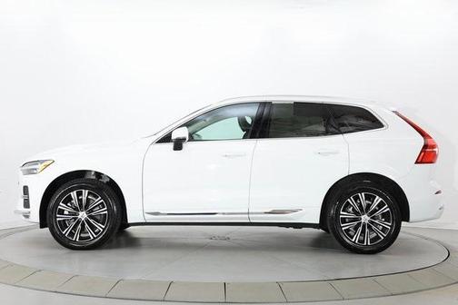 2022 Volvo XC60 B6 Inscription
