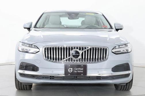 Vapour Grey Metallic 2024 Volvo S90 Recharge Plug-In Hybrid T8 Ultimate