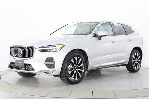 2023 Volvo XC60 B5 Plus Bright Theme