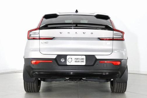 2023 Volvo C40 Recharge Pure Electric Twin Plus