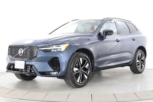 Denim Blue Metallic 2026 Volvo XC60 B5 Plus