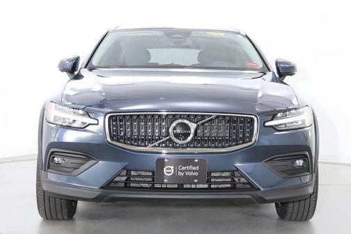 Denim Blue 2025 Volvo V60 Cross Country Plus, B5 AWD Gas (mild hybrid)