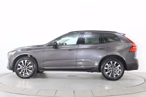 Platinum Grey 2025 Volvo XC60 B5 Core