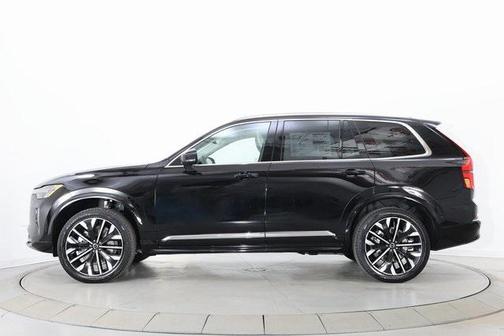 2025 Volvo XC90 B6 Ultra