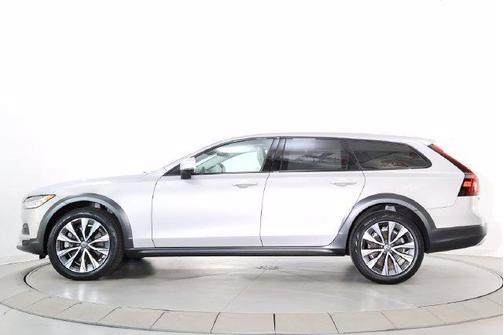 Silver Dawn Metallic 2025 Volvo V90 Cross Country Plus, B6 AWD Gas (mild hybrid)