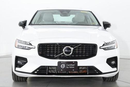 2025 Volvo S60 B5 Core