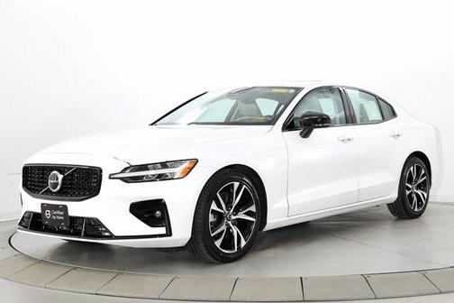 2025 Volvo S60 B5 Core