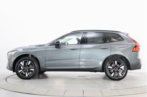 Forest Lake 2026 Volvo XC60 B5 Plus