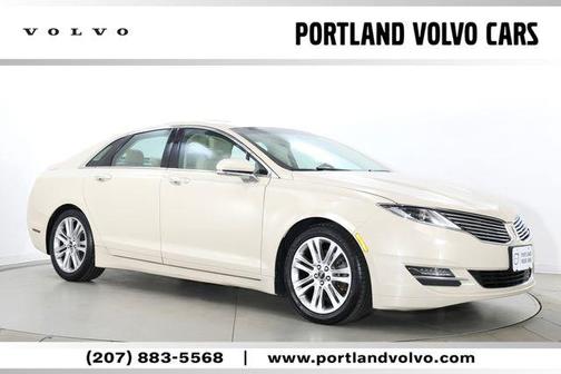 PLATINUM DUNE MET TRI-COAT 2015 Lincoln MKZ Base