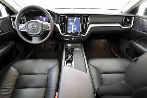 2025 Volvo S60 B5 Core
