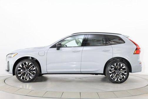 Vapour Grey Metallic 2026 Volvo XC60 Plug-In Hybrid Ultra, T8 AWD Electric/Gasoline, Dark