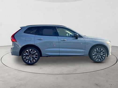 Vapour Grey Metallic 2026 Volvo XC60 Plug-In Hybrid Ultra, T8 AWD Electric/Gasoline, Dark
