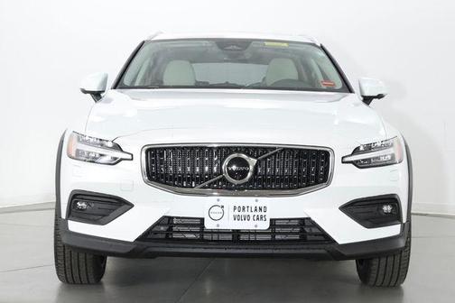 Crystal White Pearl 2026 Volvo V60 Cross Country Plus, B5 AWD Gas (mild hybrid)