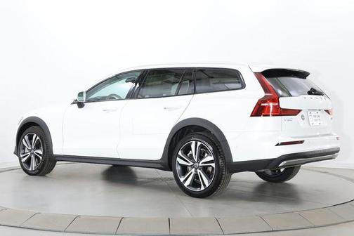 Crystal White Pearl 2026 Volvo V60 Cross Country Plus, B5 AWD Gas (mild hybrid)