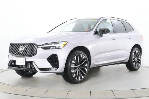 Aurora Silver 2026 Volvo XC60 B5 Ultra