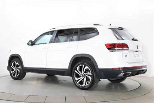 Pure White 2023 Volkswagen Atlas 3.6L SEL