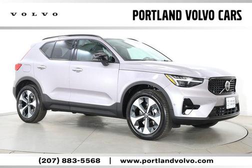 Aurora Silver 2026 Volvo XC40 Plus, B5 AWD Gas (mild hybrid), Dark