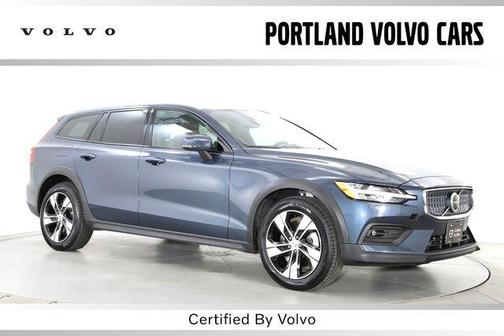 Denim Blue 2025 Volvo V60 Cross Country Plus, B5 AWD Gas (mild hybrid)