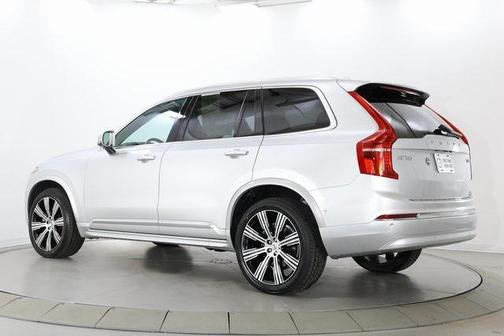 2022 Volvo XC90 T6 Inscription