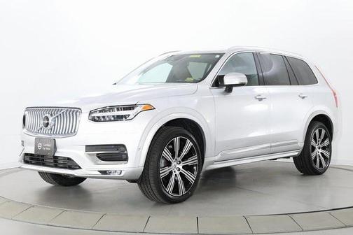 2022 Volvo XC90 T6 Inscription