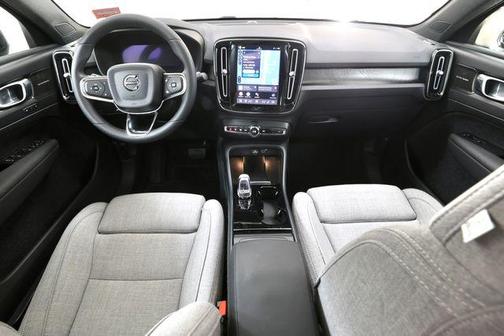 Onyx Black Metallic 2023 Volvo C40 Recharge Pure Electric Twin Ultimate