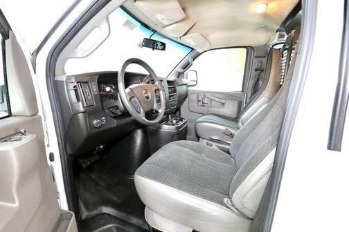 Summit White 2022 GMC Savana 2500 Work Van