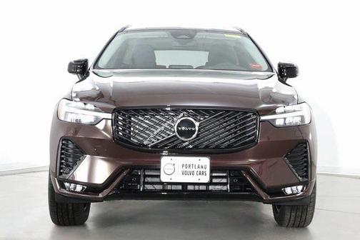 2026 Volvo XC60 B5 Core